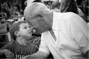Niño_abuelo